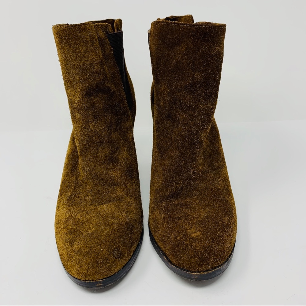 Vince Camuto VP Hessa Brown Chelsea Boots Sz 8
